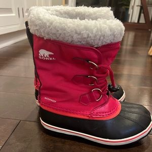 Sorel kids boots size 2